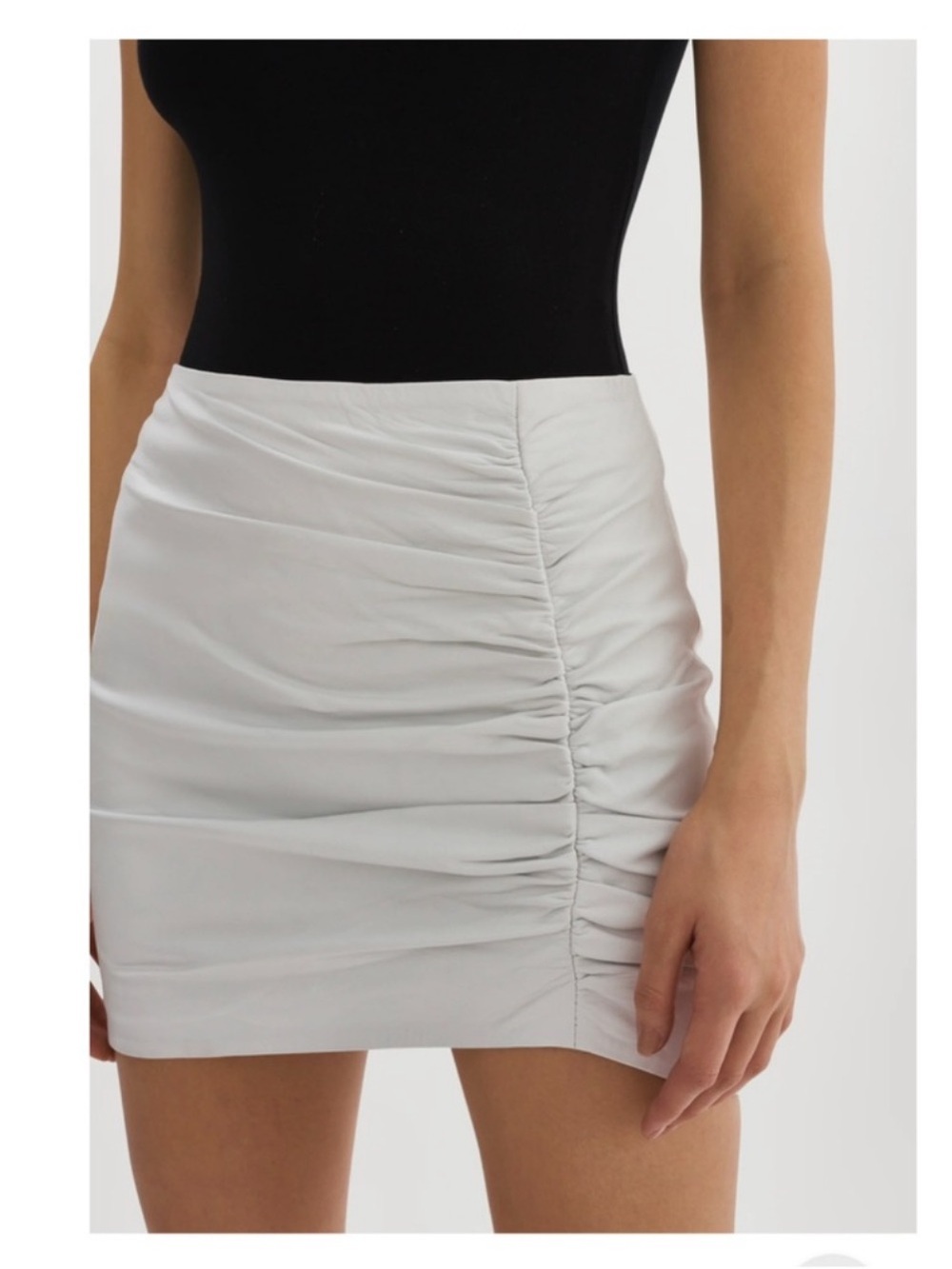 New! LAMARQUE Aricia Ruched White 100% Lambskin Leather Mini Skirt
